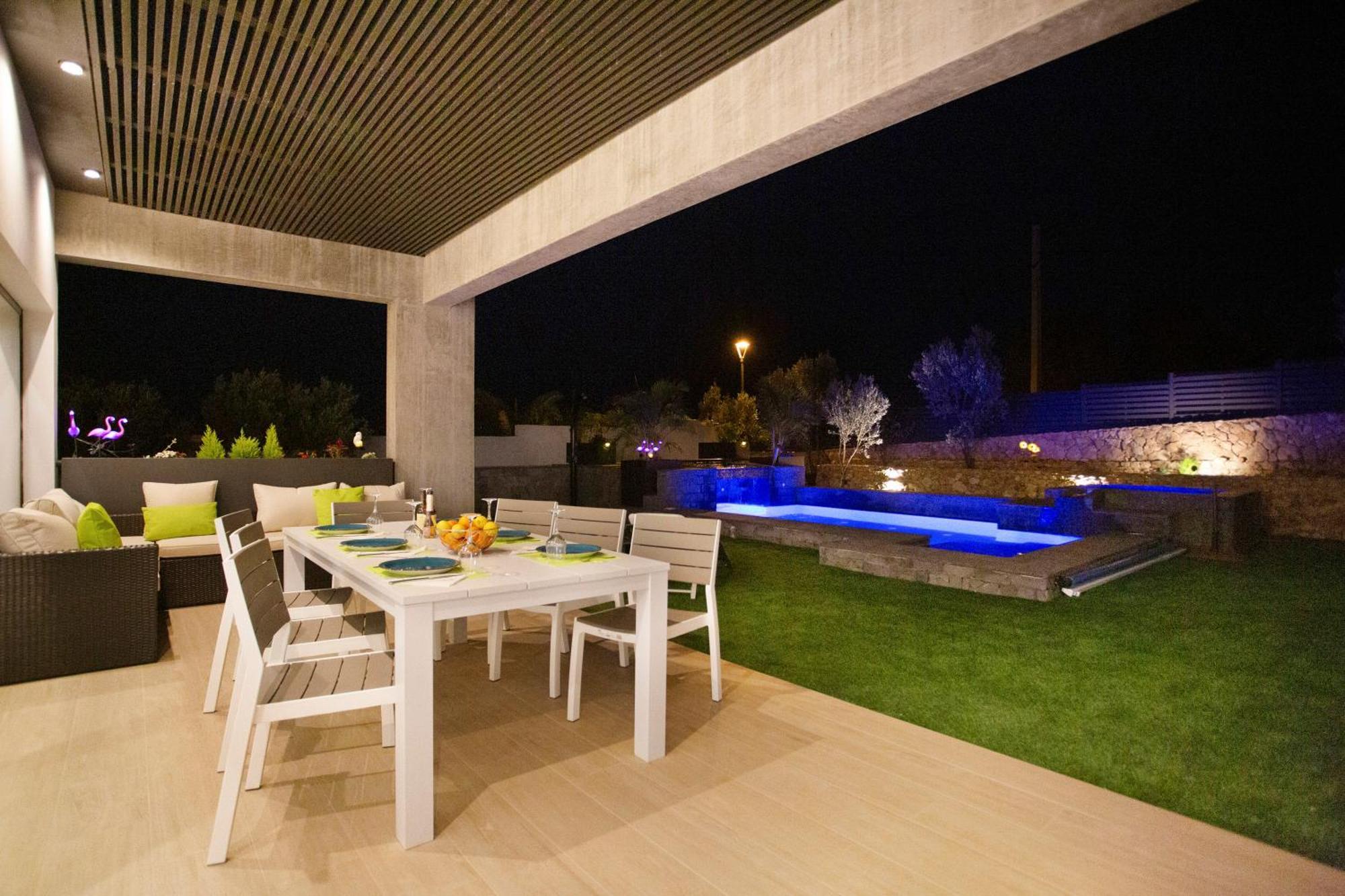 Villa Laian Triquivijate Exterior foto